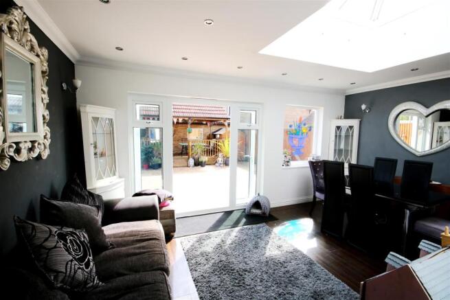 SUN ROOM