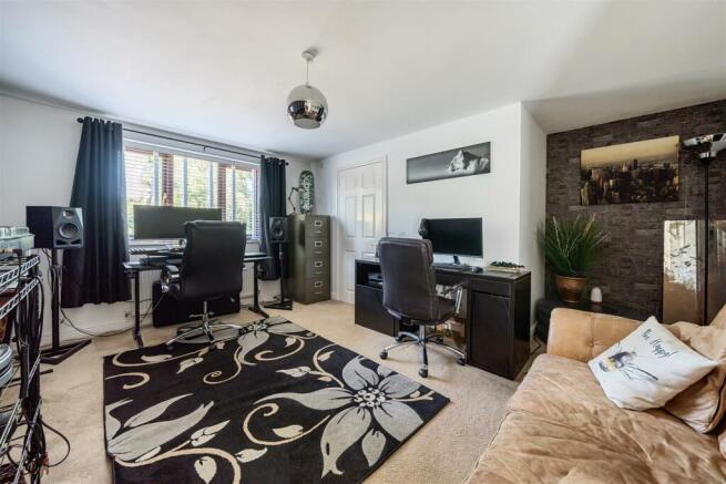 4 The Maples, Daventry
