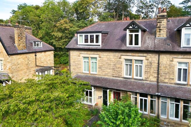 4 bed Terraced for sale Image 8