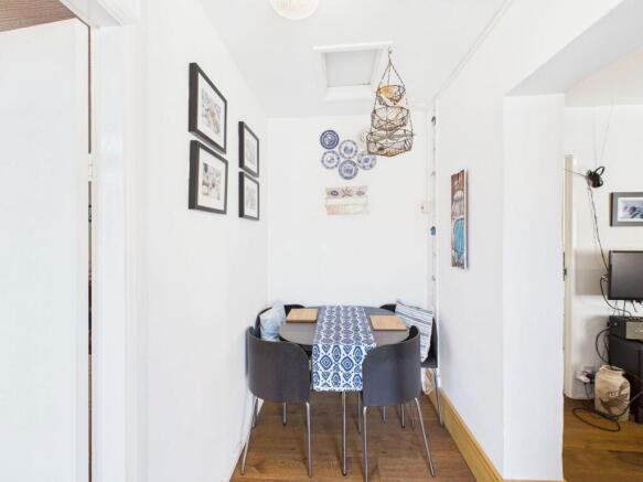 2 bed Apartment for sale Image 6