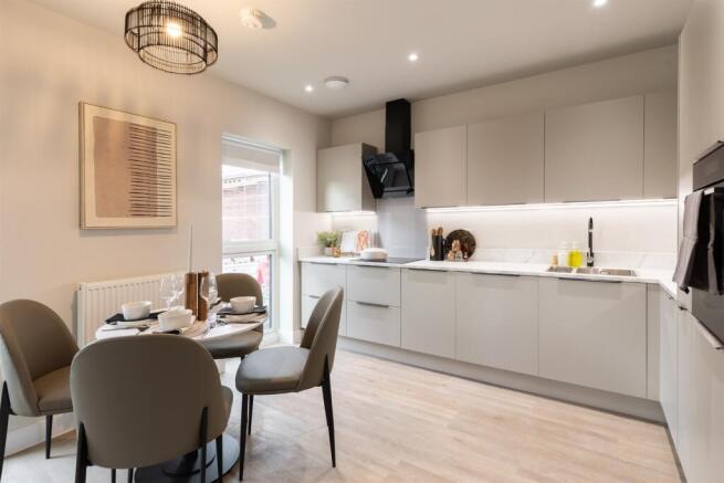 3 bed Detached to rent Image 12