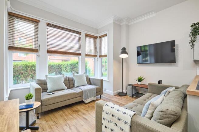 1 bed House Share to rent Image 5
