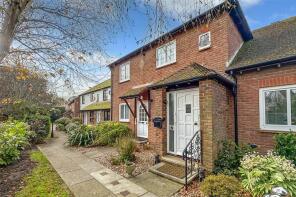 Flat 19, 14 16 Barton Court, The Street, Littlehampton BN16 3PU
