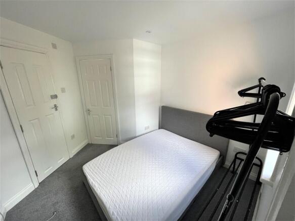 7 Greatfield Room...