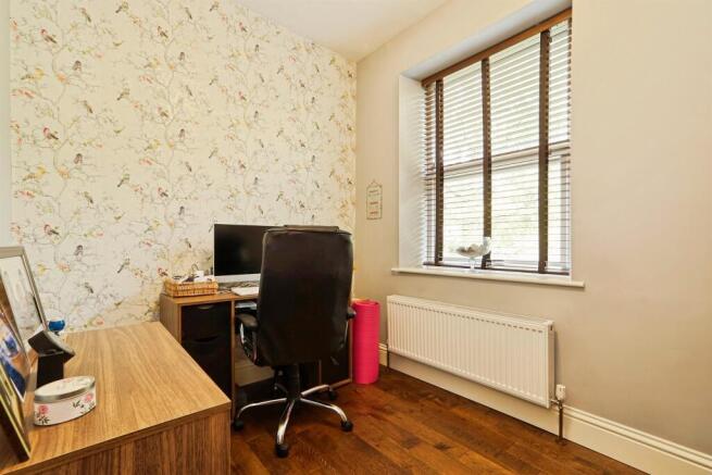 2 bed Terraced for sale Image 10