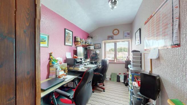 3 bed Semi-Detached for sale Image 6
