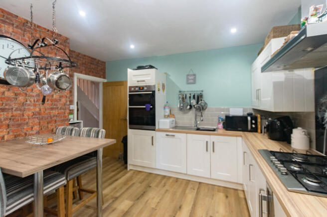 Kitchen 1