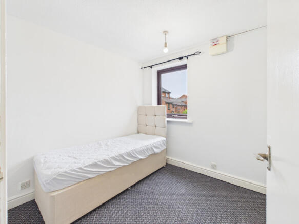 1 bed Flat to rent Image 7