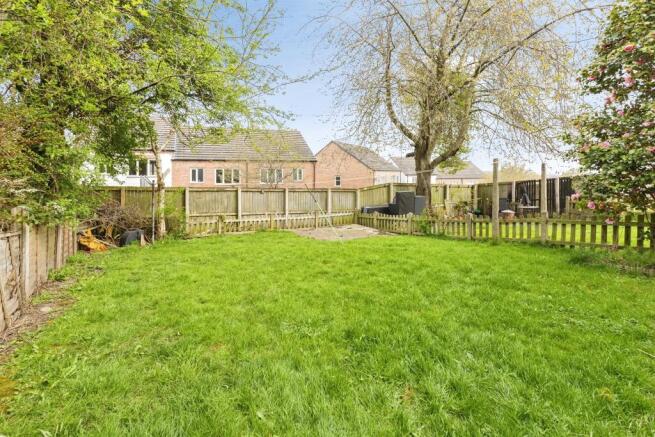 2 bed Semi-Detached for sale Image 11