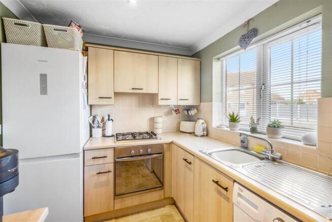 51 Saddlers Way (Fishtoft)-9.jpg