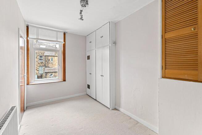 3 bed Terraced for sale Image 10