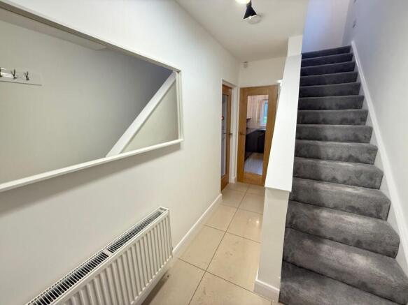 4 bed Town House for sale Image 6