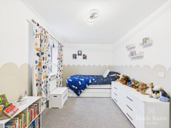 4 bed Detached for sale Image 7