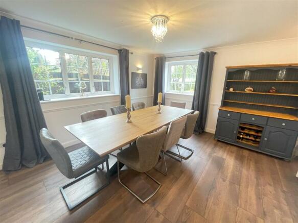 dining room.jpg