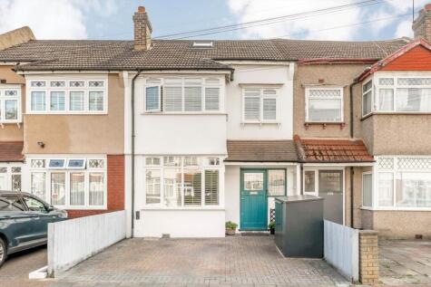 Runnymede Crescent, London