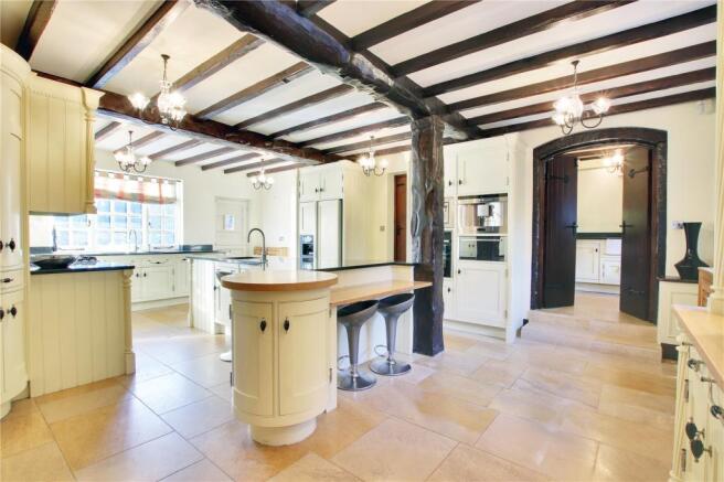 Kitchen/Breakfast Rm