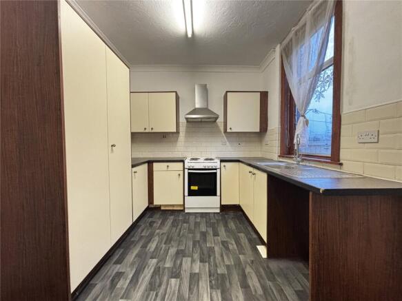 Kitchen /Dining Area