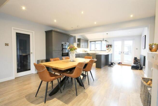 Kitchen/Breakfast