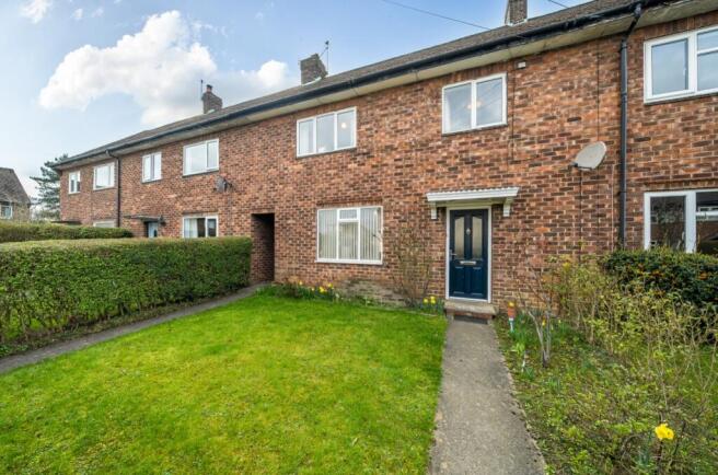 3-bed terraced on Hookstone Avenue, Harrogate HG2 8EP, £265,000