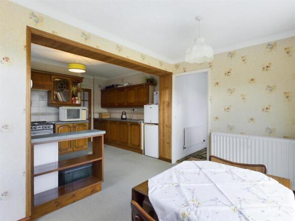 Dining Area Kitchen.jpg