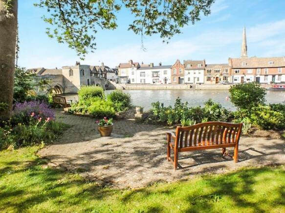 communal garden 1.JPG