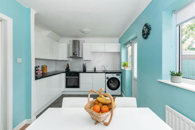 3 bed Detached for sale Image 6