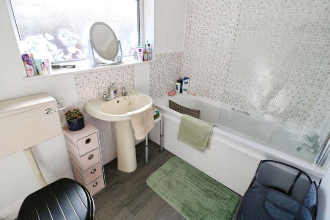 2 bed Terraced for sale Image 5
