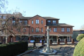 Flat 1, 11 15 Grantham House, North Street, Leatherhead KT22 7AX