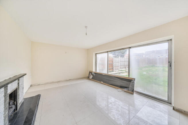 1358730-12-68d6b5...