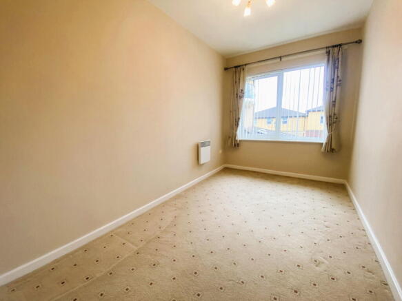 2 bed Apartment for sale Image 6