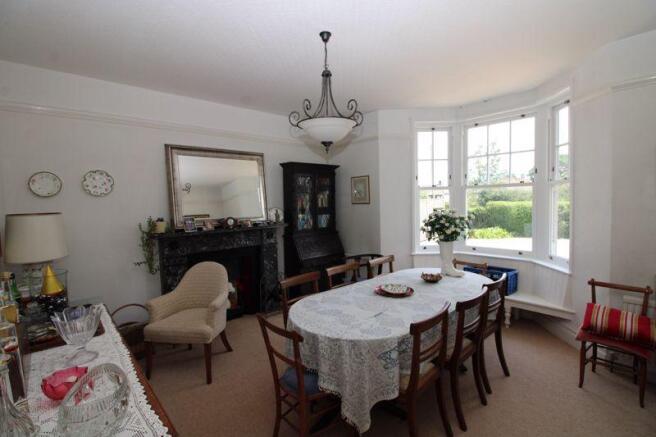 Formal dining ...