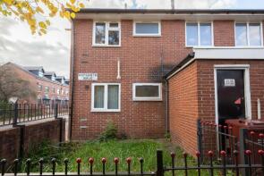 16, Hopgarth Walk, Manchester M40 1QZ