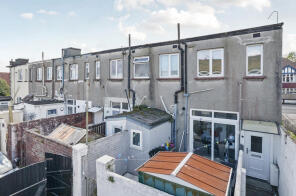 20h, Manor Road, Preston, Paignton TQ3 2HR