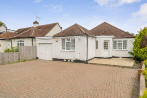 32, Downs Avenue, Pinner HA5 5AH