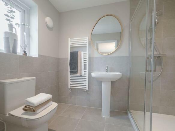 11. En-suite.jpg