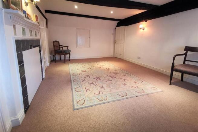 Reception Room (Dini