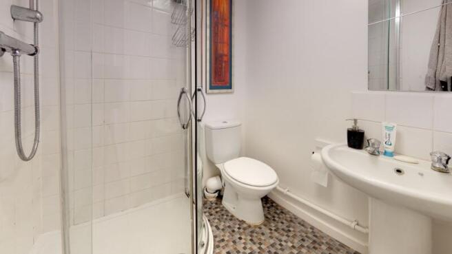 6 bed Terraced to rent Image 5