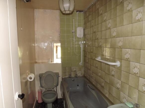 Photo 10