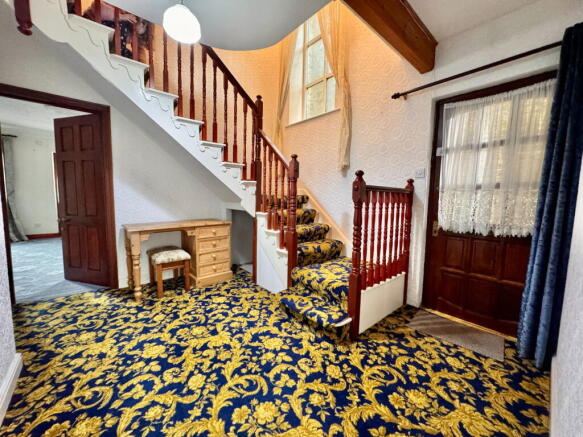 4 bed Detached for sale Image 7