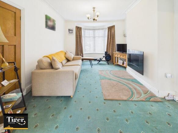 CAM01931G0-PR0353...