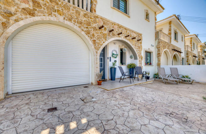 Front Veranda