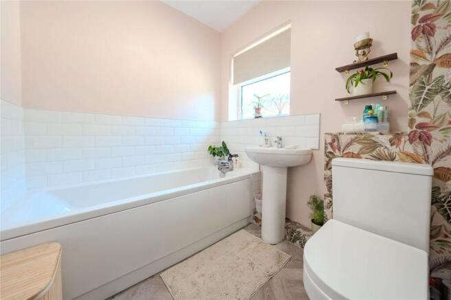3 bed Detached for sale Image 10
