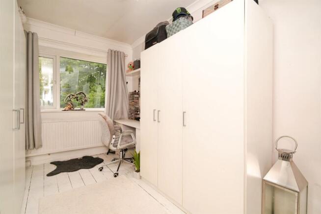 3 bed Semi-Detached for sale Image 10