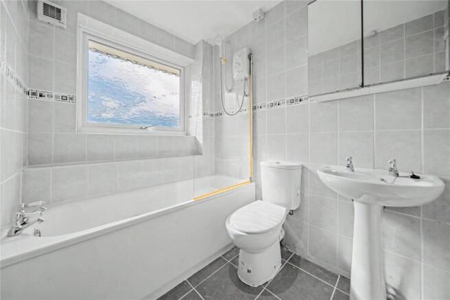 2 bed Terraced for sale Image 7