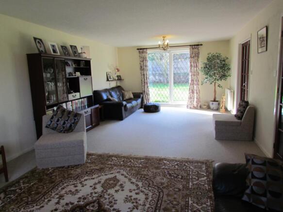 Lounge 2