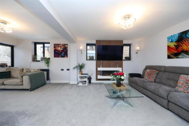 Double reception room