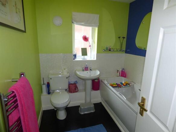 Photo 10
