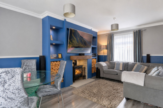 3 bed Terraced for sale Image 4