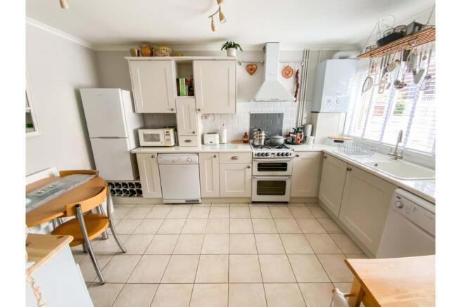 Kitchen/Breakfast