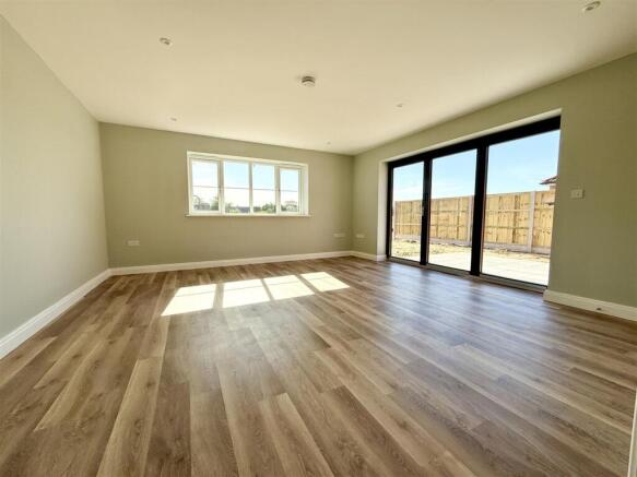 lounge (example photo - plot 1 shown)